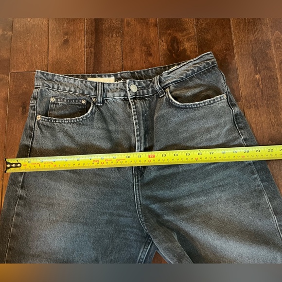 ZARA straight leg high-rise faded black jeans, size 10 - Picture 10 of 10